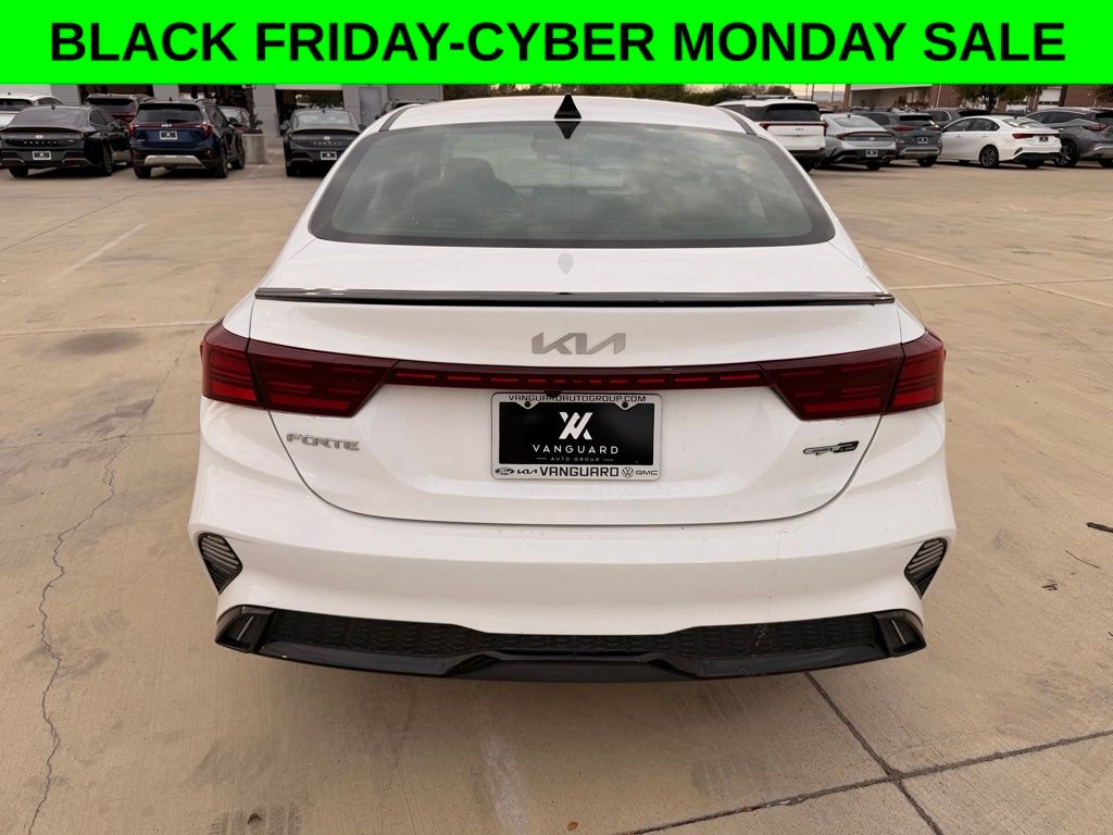 2024 Kia Forte GT-Line photo 2