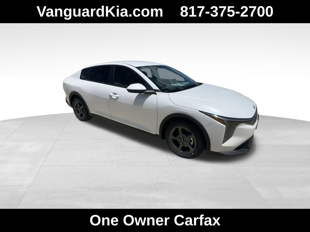 2025 Kia K4 LXS photo 2