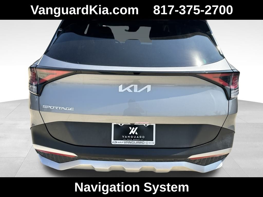 2024 Kia Sportage EX photo 3