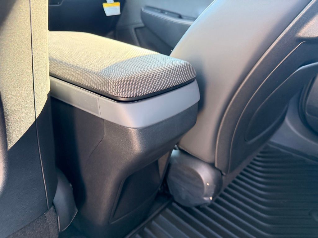 2025 Kia EV6 Wind - Photo 23