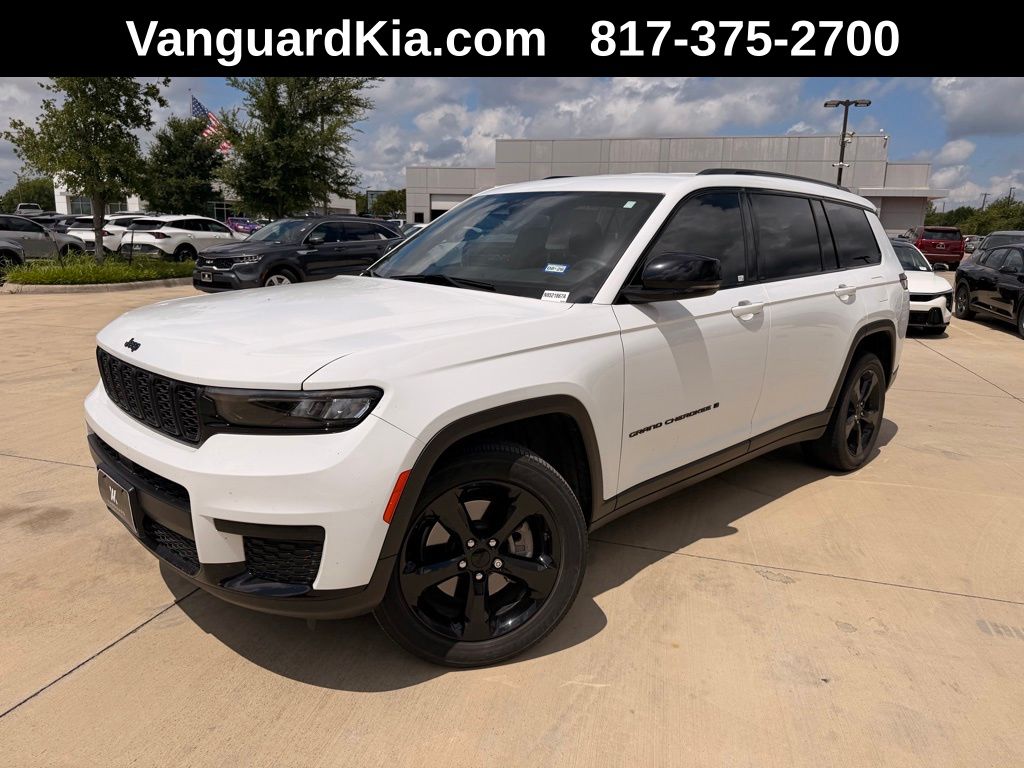 2022 Jeep Grand Cherokee L Altitude's photo