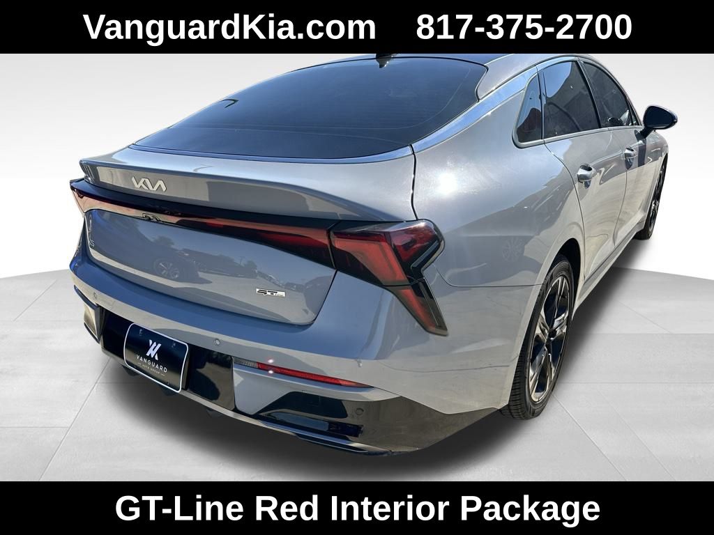 2025 Kia K5 GT-Line photo 4