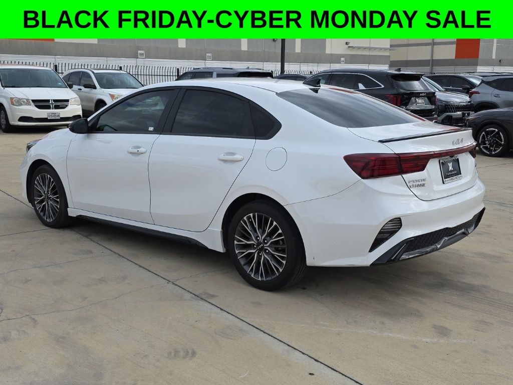 2023 Kia Forte GT-Line photo 3