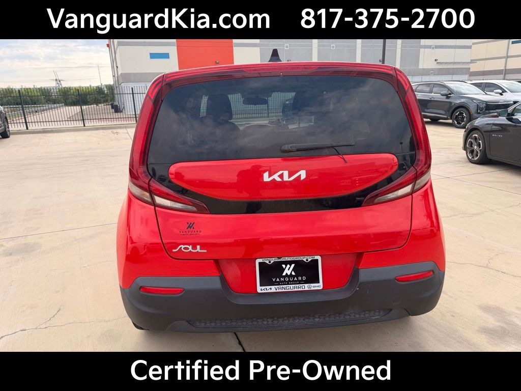 Certified 2022 Kia Soul LX Hatchback