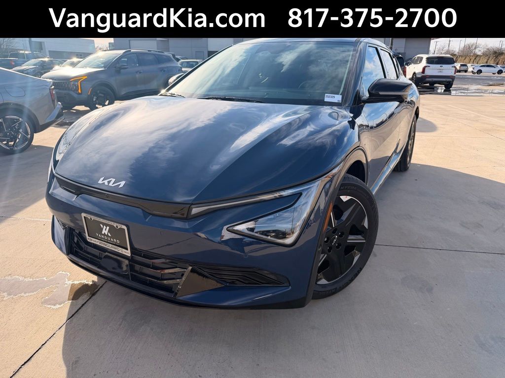 2025 Kia EV6 Wind's photo