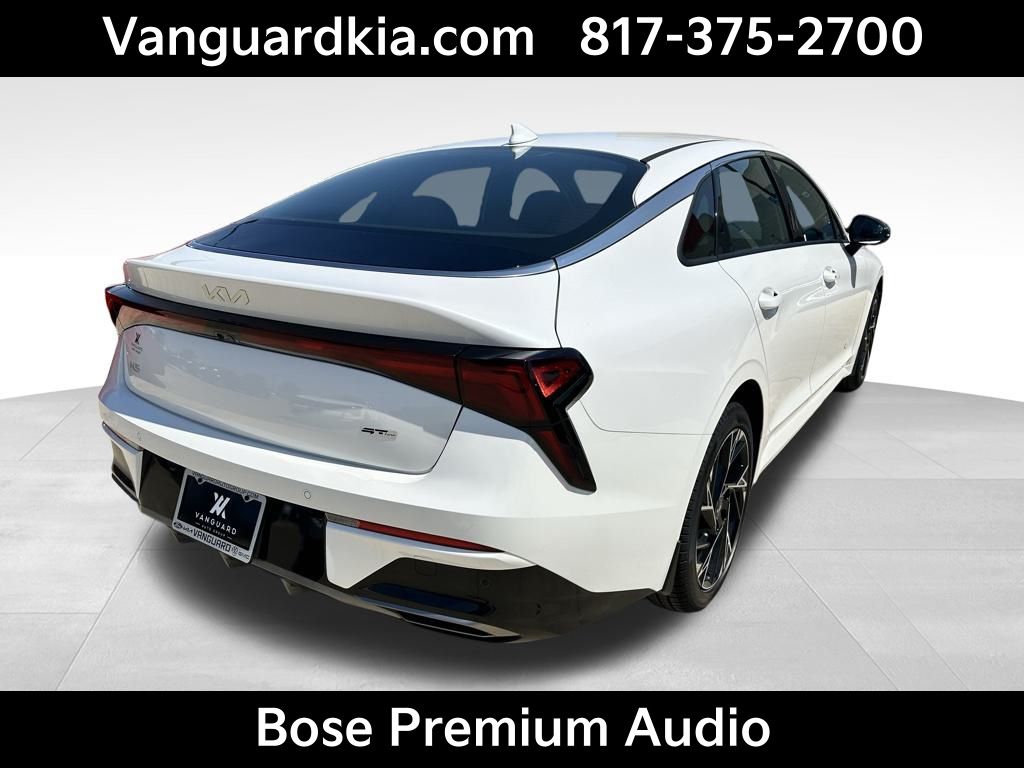 2025 Kia K5 GT-Line photo 3