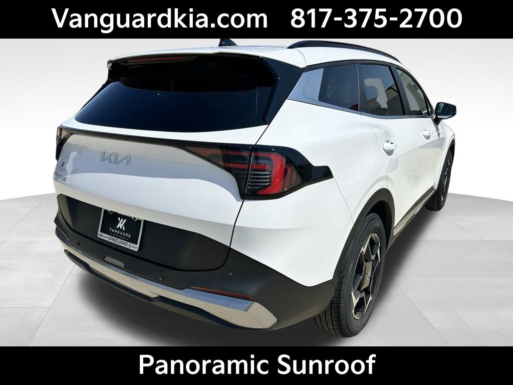 2026 Kia Sportage EX photo 4