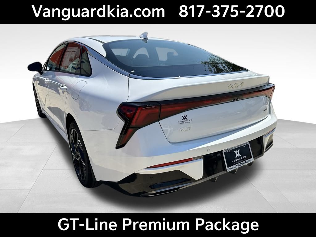 2025 Kia K5 GT-Line photo 2
