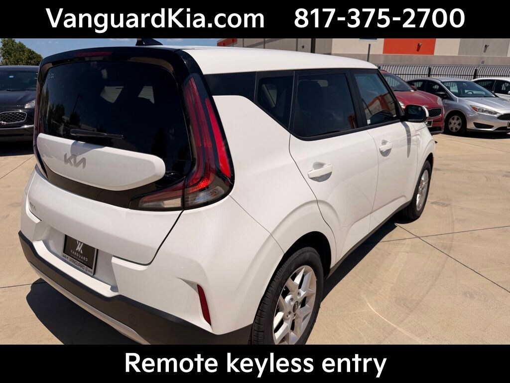 Certified 2025 Kia Soul LX Hatchback