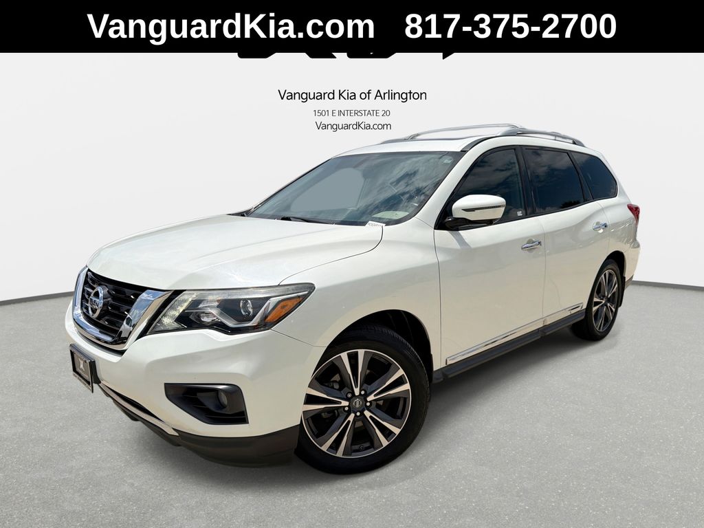 2017 Nissan Pathfinder Platinum 4WD's photo