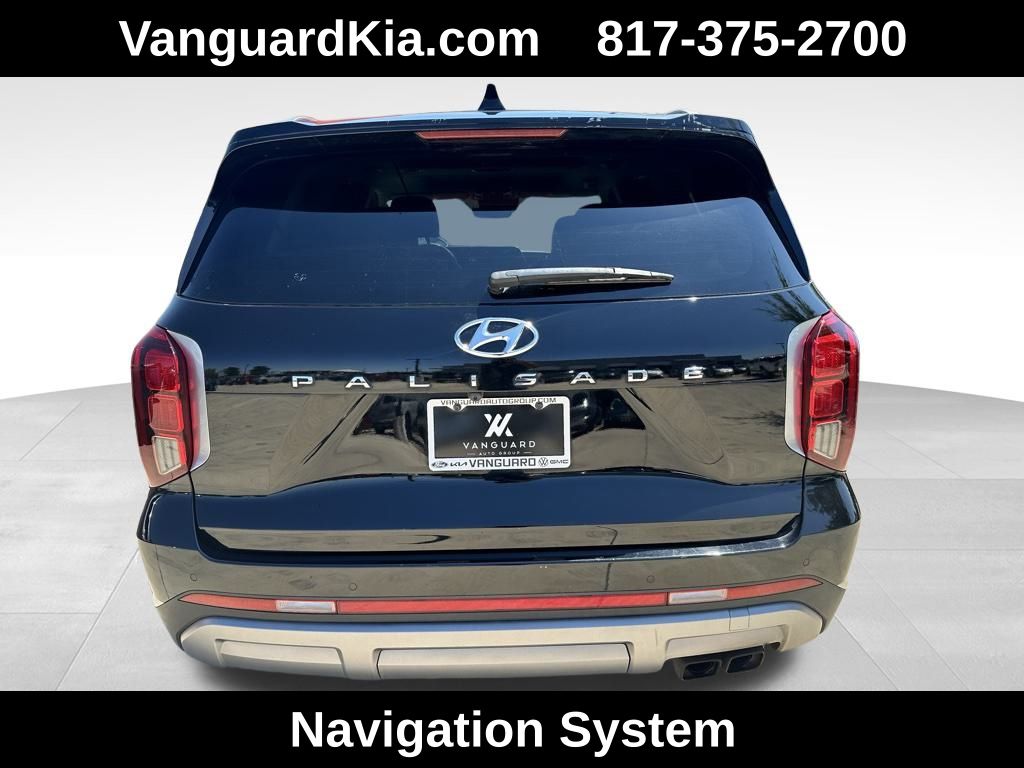 2023 Hyundai Palisade Limited photo 3