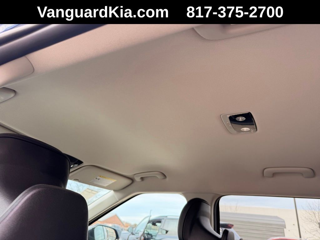 2025 Kia EV6 Light L/R - Photo 23