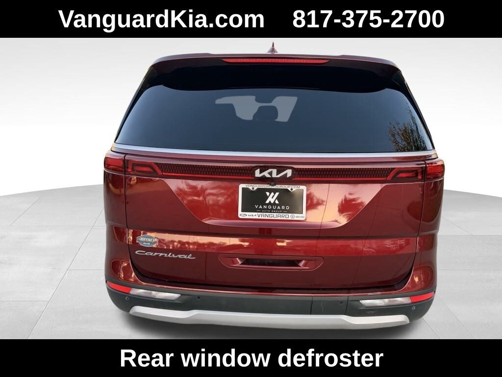 Used 2022 Kia Carnival LXS Minivan/Van