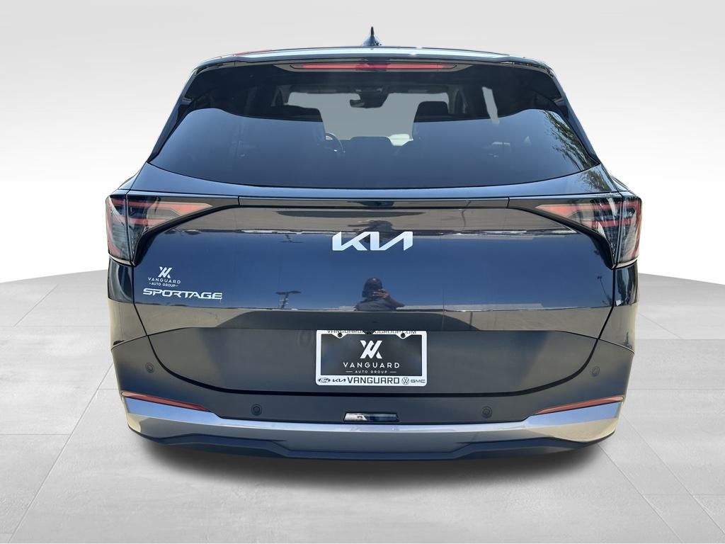2026 Kia Sportage EX photo 3