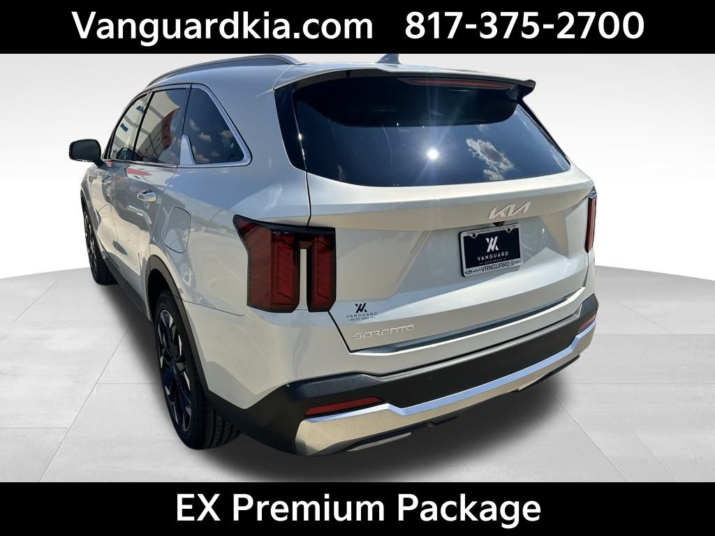 2026 Kia Sorento EX photo 2