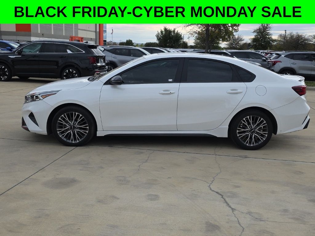 2023 Kia Forte GT-Line photo 2