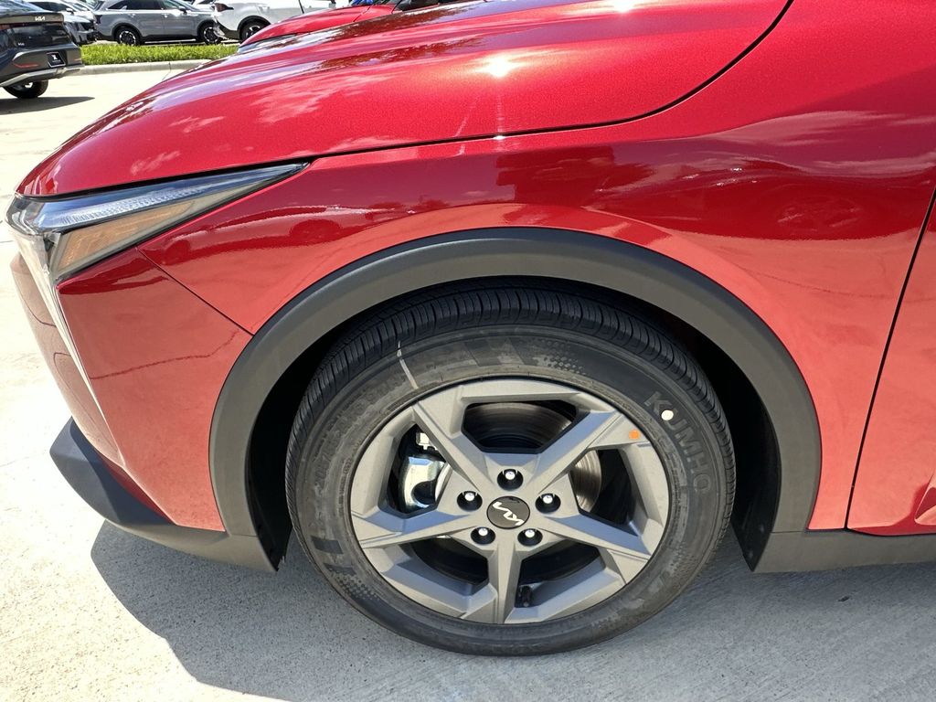 2025 Kia K4 LXS - Photo 19