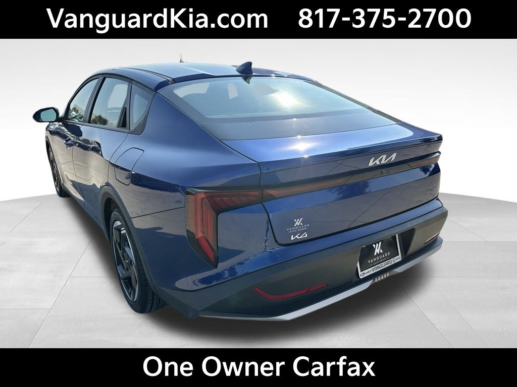 2025 Kia K4 EX photo 2