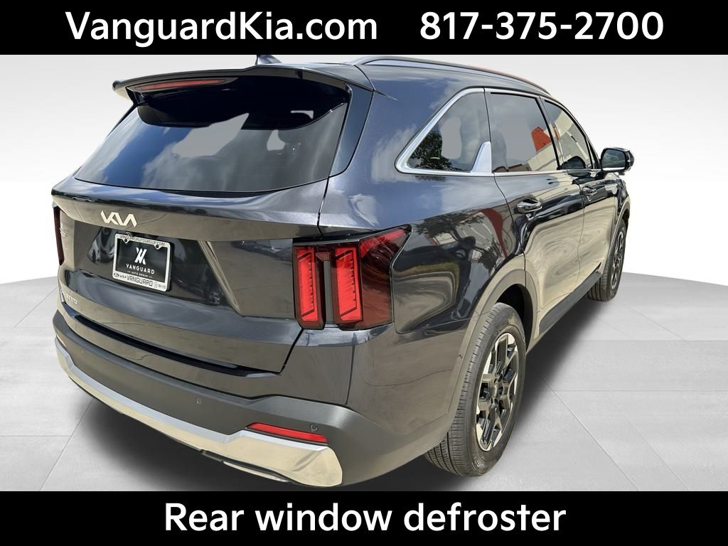 2025 Kia Sorento S photo 4