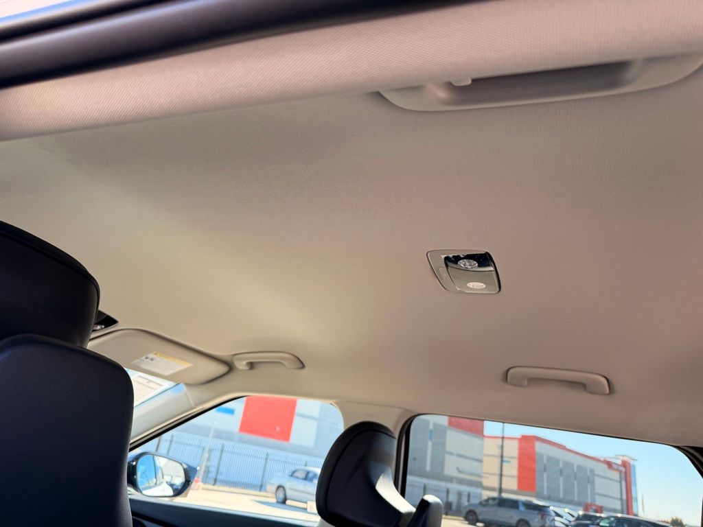 2025 Kia EV6 Wind - Photo 24