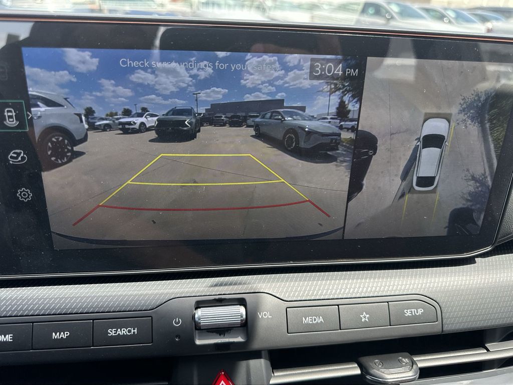 2025 Kia K4 GT-Line Turbo - Photo 27