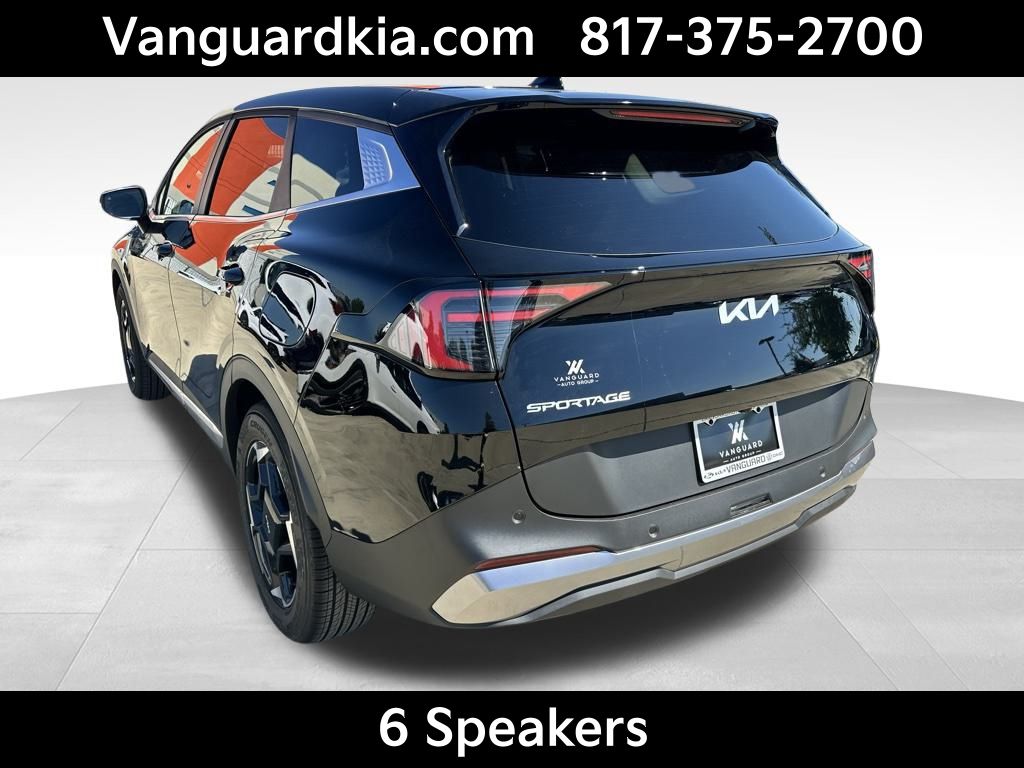 2026 Kia Sportage EX photo 2