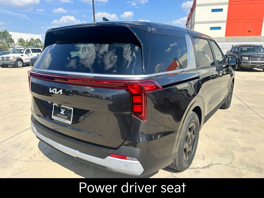 New 2026 Kia Carnival LXS Minivan/Van