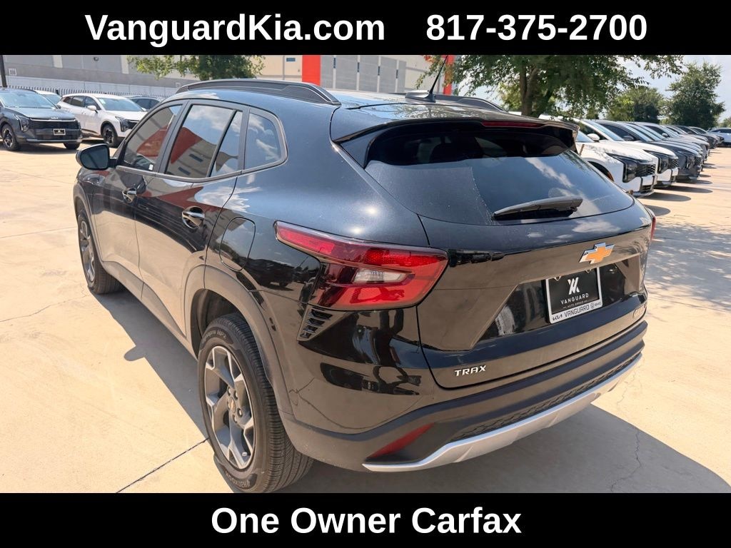 Used 2025 Chevrolet Trax LT SUV