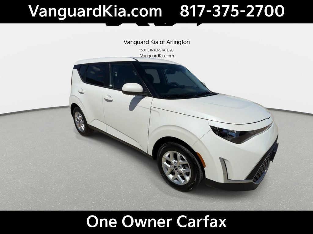 Certified 2025 Kia Soul LX Tech PKG Hatchback