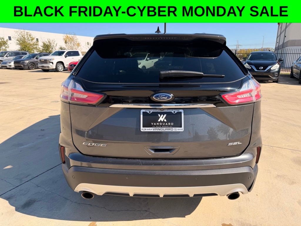 2020 Ford Edge SEL photo 3