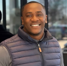 Staff member LaDarius Dunn from ID_7da04007184b