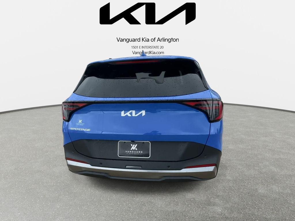 2026 Kia Sportage EX - Photo 8