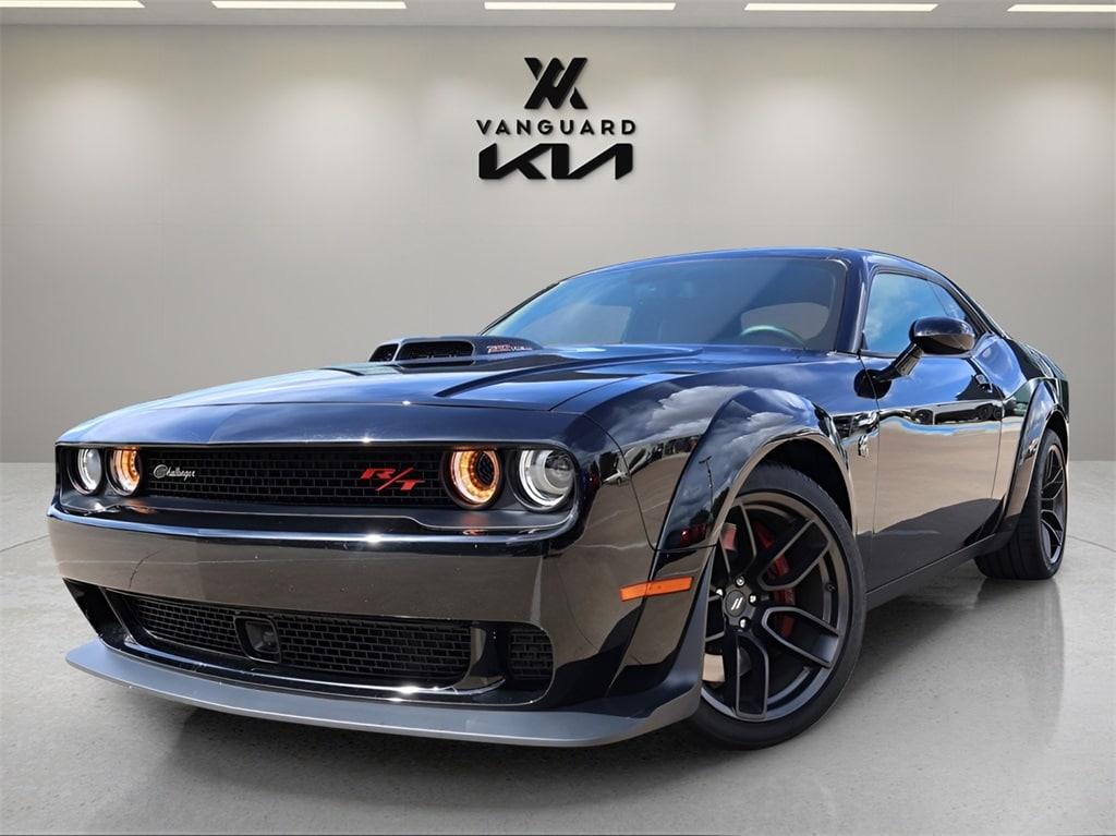 Used 2022 Dodge Challenger R/T with VIN 2C3CDZFJ6NH142432 for sale in Arlington, TX