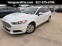 2014 Ford Fusion S Sedan For Sale in Arlington, Texas
