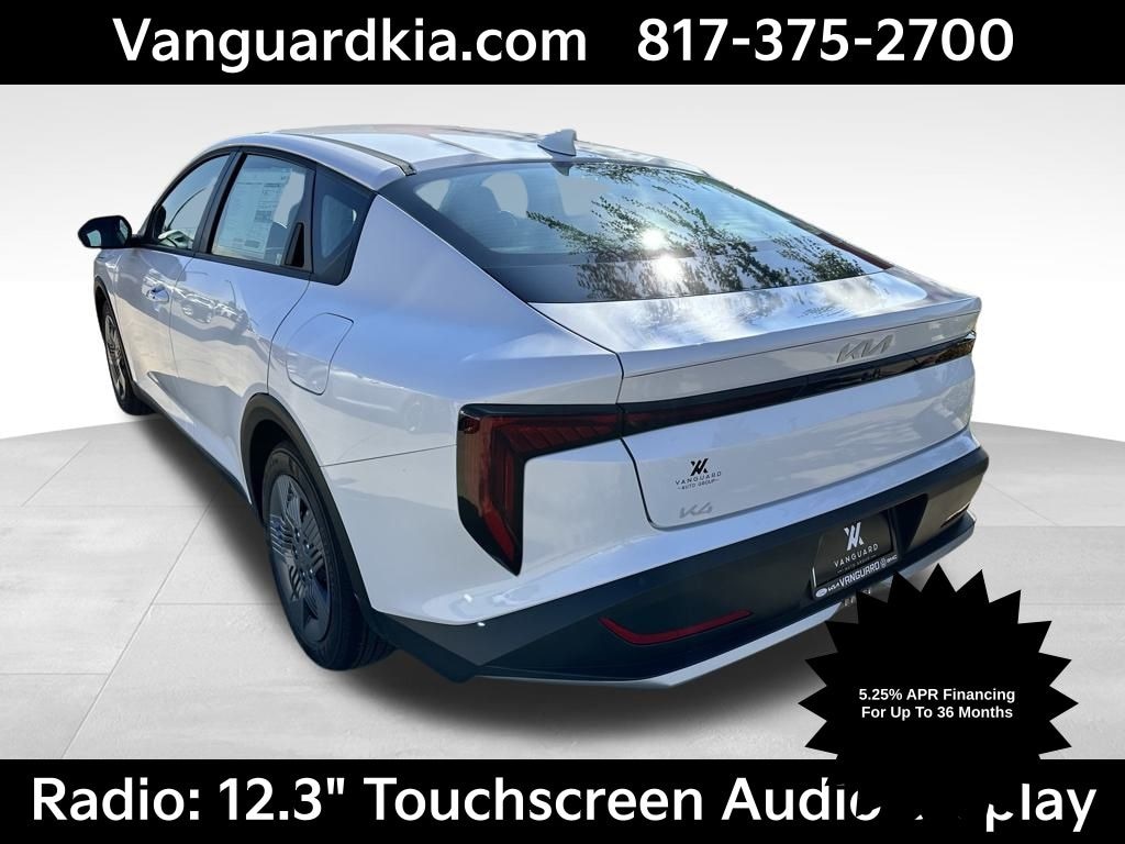 New 2025 Kia K4 LX Sedan