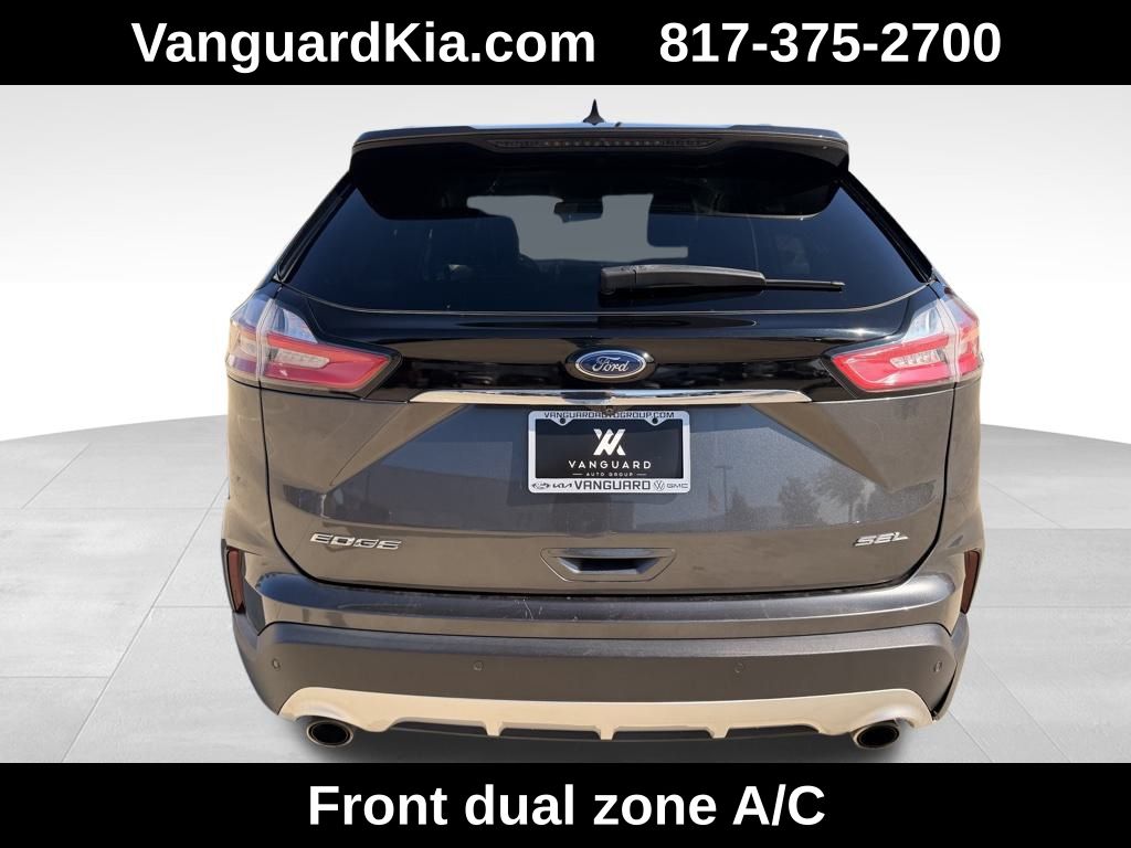 2020 Ford Edge SEL photo 3