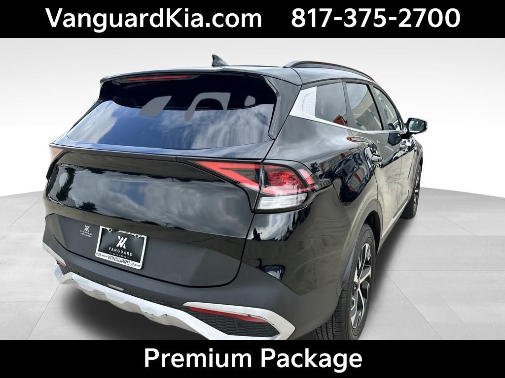 2025 Kia Sportage EX photo 4