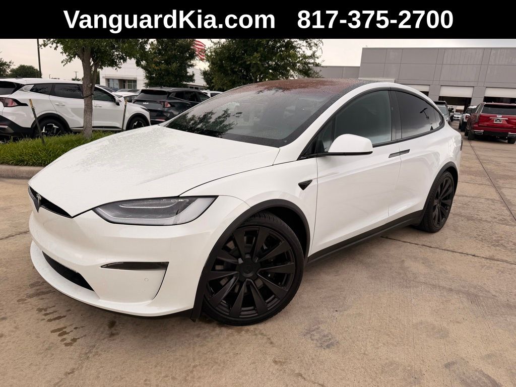 2022 Tesla Model X Long Range's photo