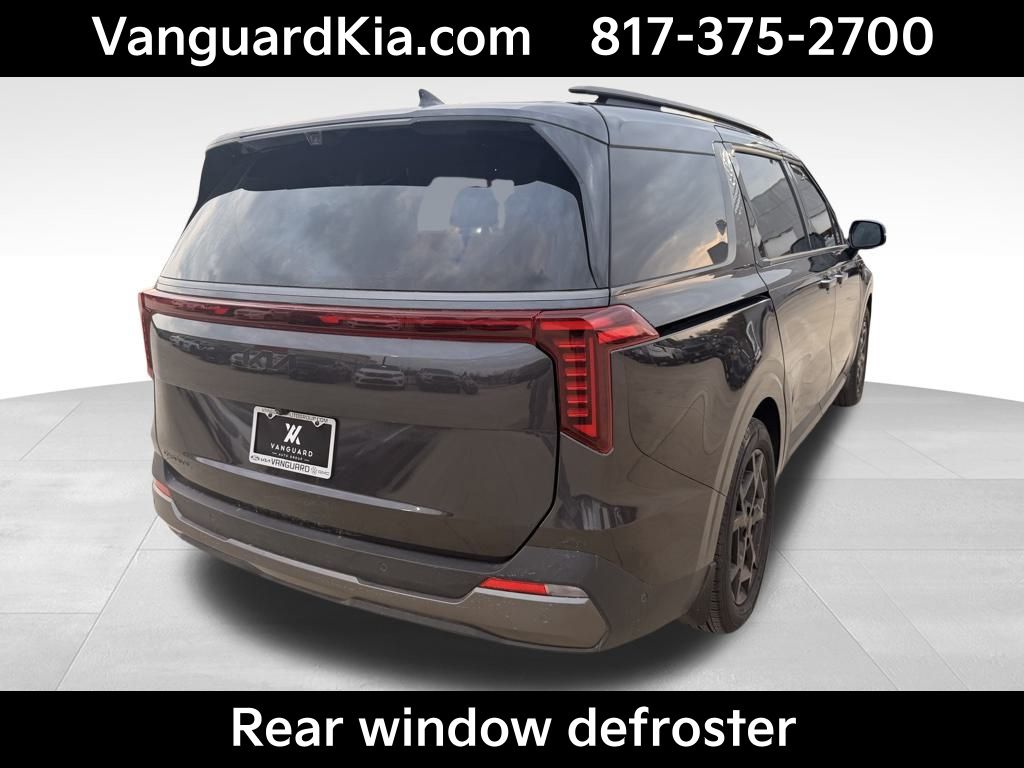 2025 Kia Carnival SX Prestige photo 4