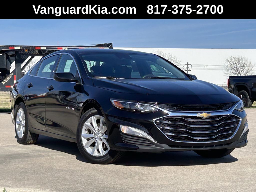 2025 Chevrolet Malibu 1LT's photo