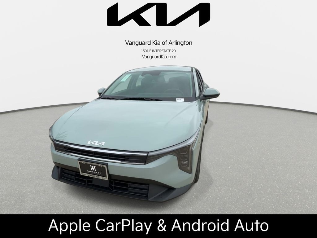 New 2026 Kia K4 LXS Sedan
