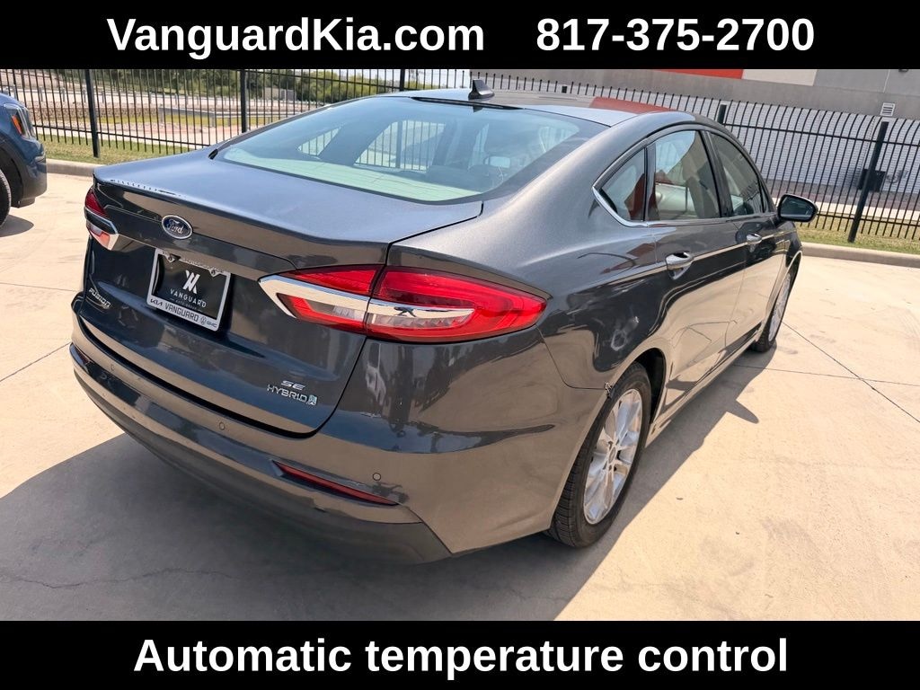 Used 2019 Ford Fusion Hybrid SE Sedan