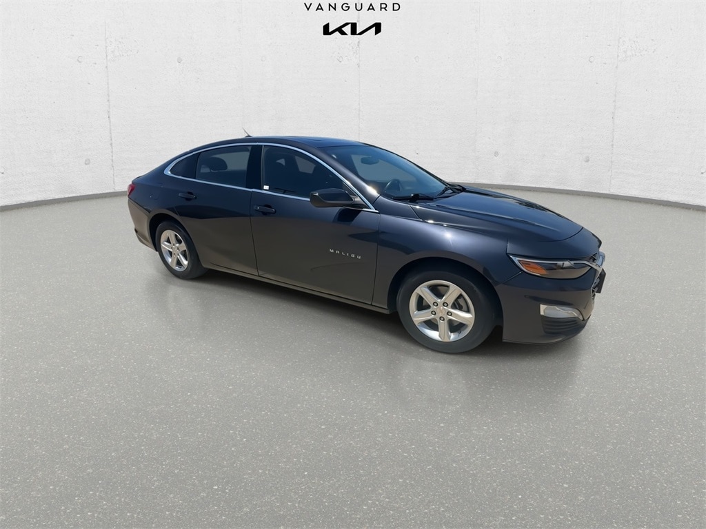 Used 2022 Chevrolet Malibu 1LT with VIN 1G1ZD5ST7NF172734 for sale in Arlington, TX