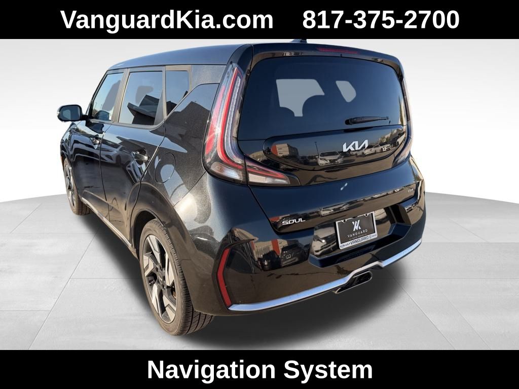2023 Kia Soul GT-Line photo 2