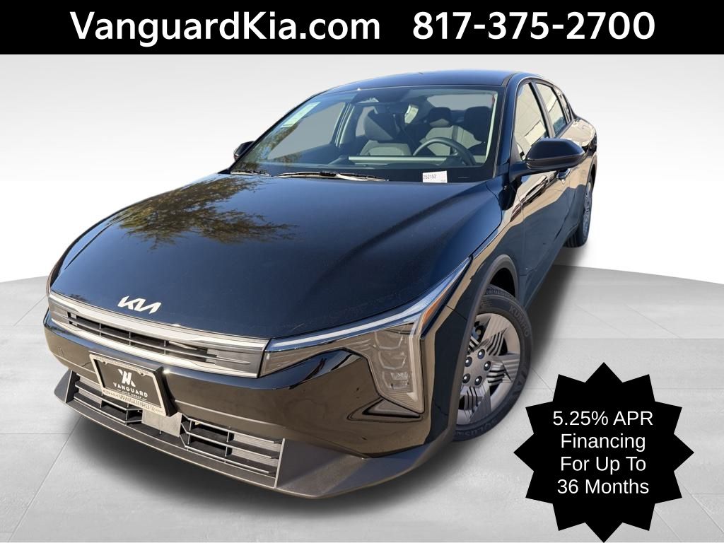 2025 Kia K4 LX's photo