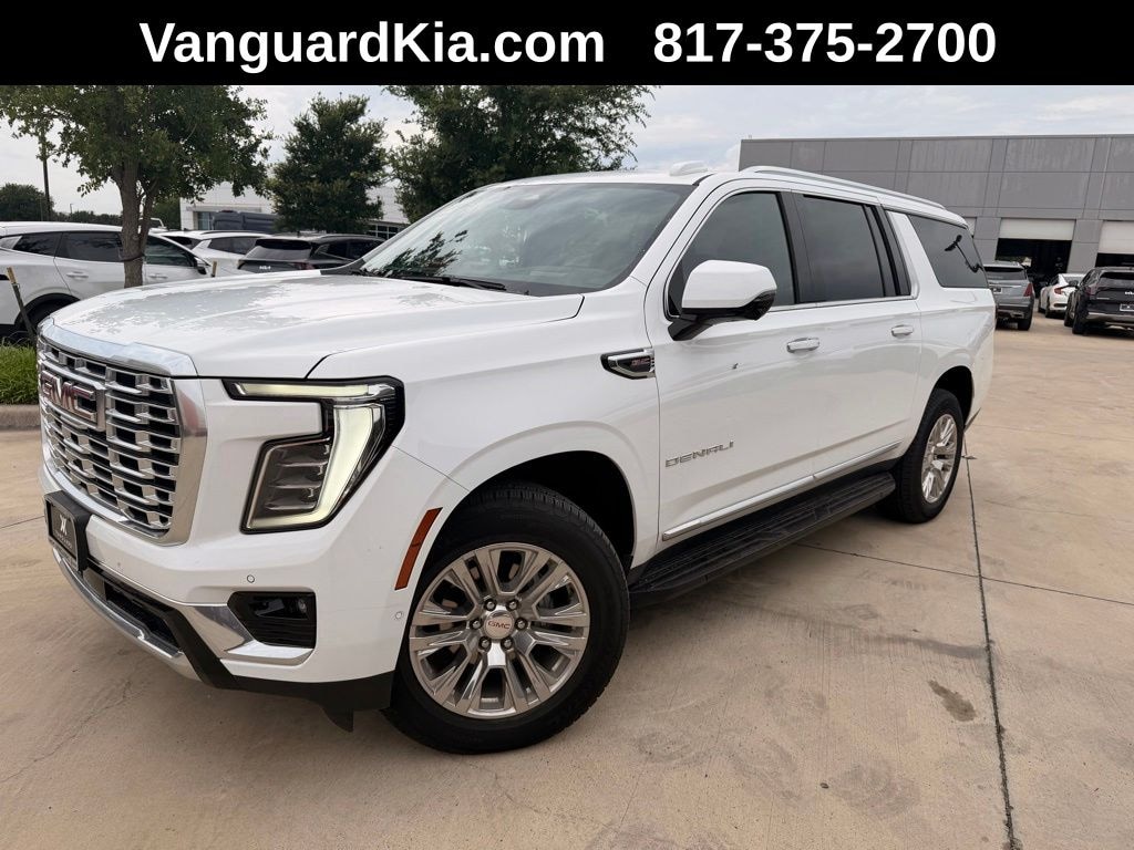 Used 2025 GMC Yukon XL Denali 4WD SUV