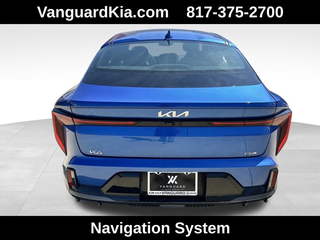 2025 Kia K4 GT-Line photo 3