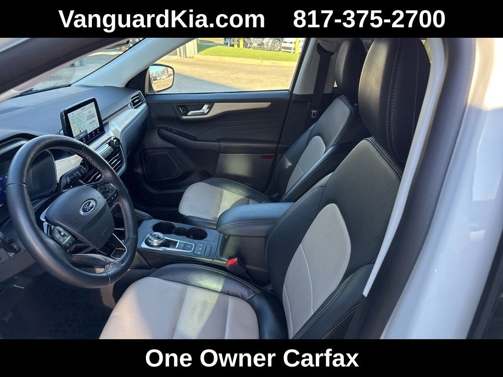 Used 2022 Ford Escape Hybrid Titanium SUV