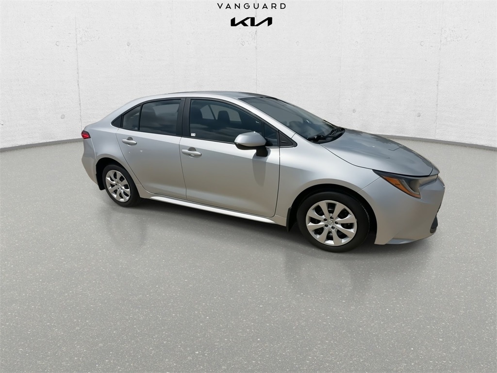 Used 2024 Toyota Corolla LE with VIN 5YFB4MDE4RP222411 for sale in Arlington, TX