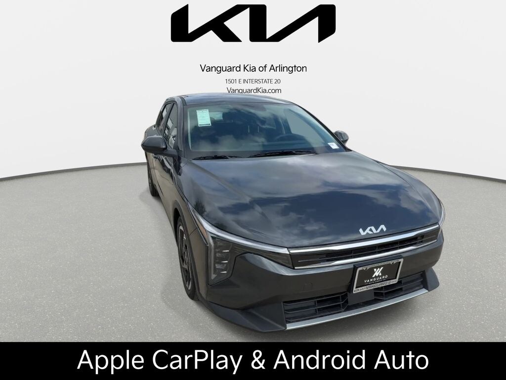 New 2026 Kia K4 EX Hatchback